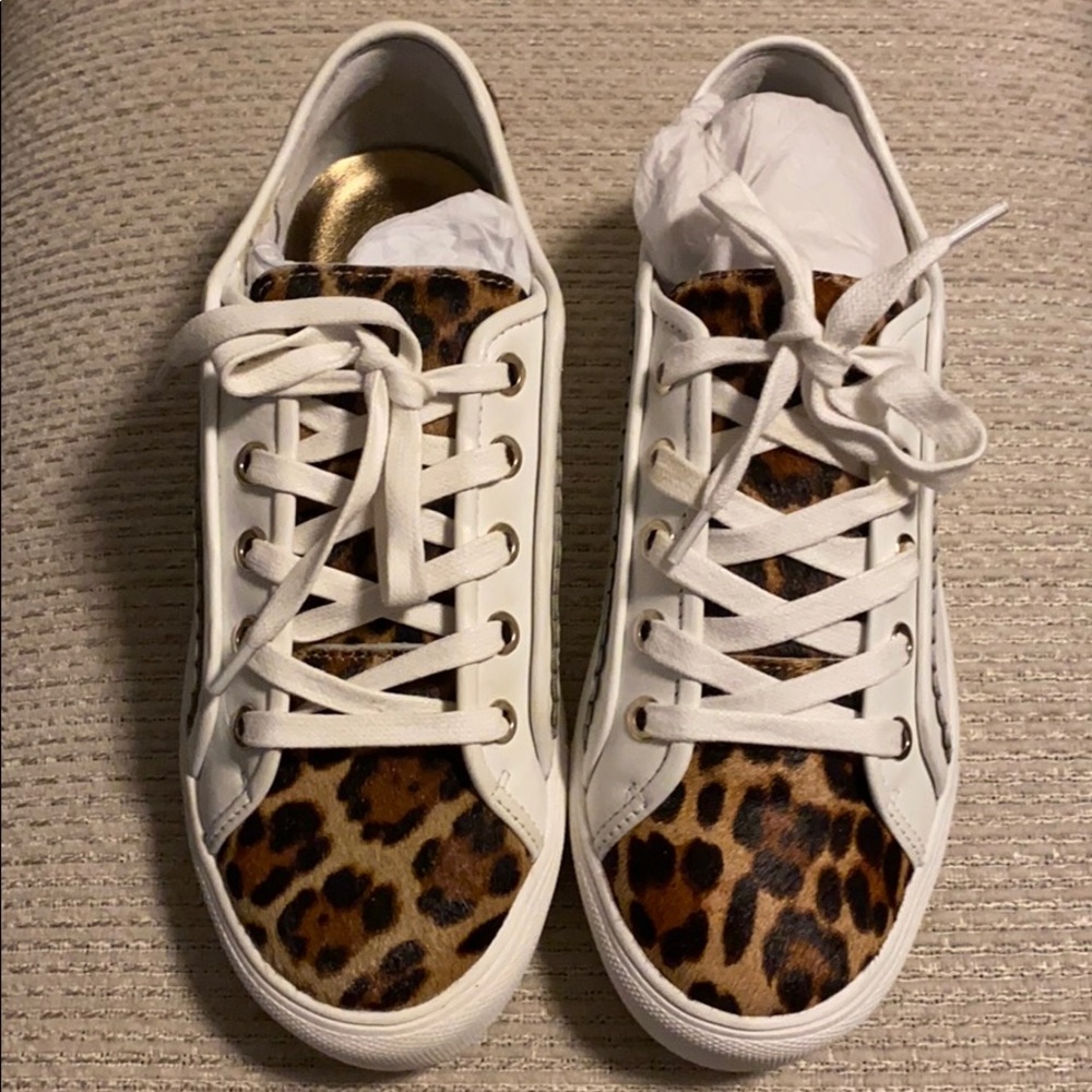 Savannah Leopard Print Haircalf Lace up Sneakers